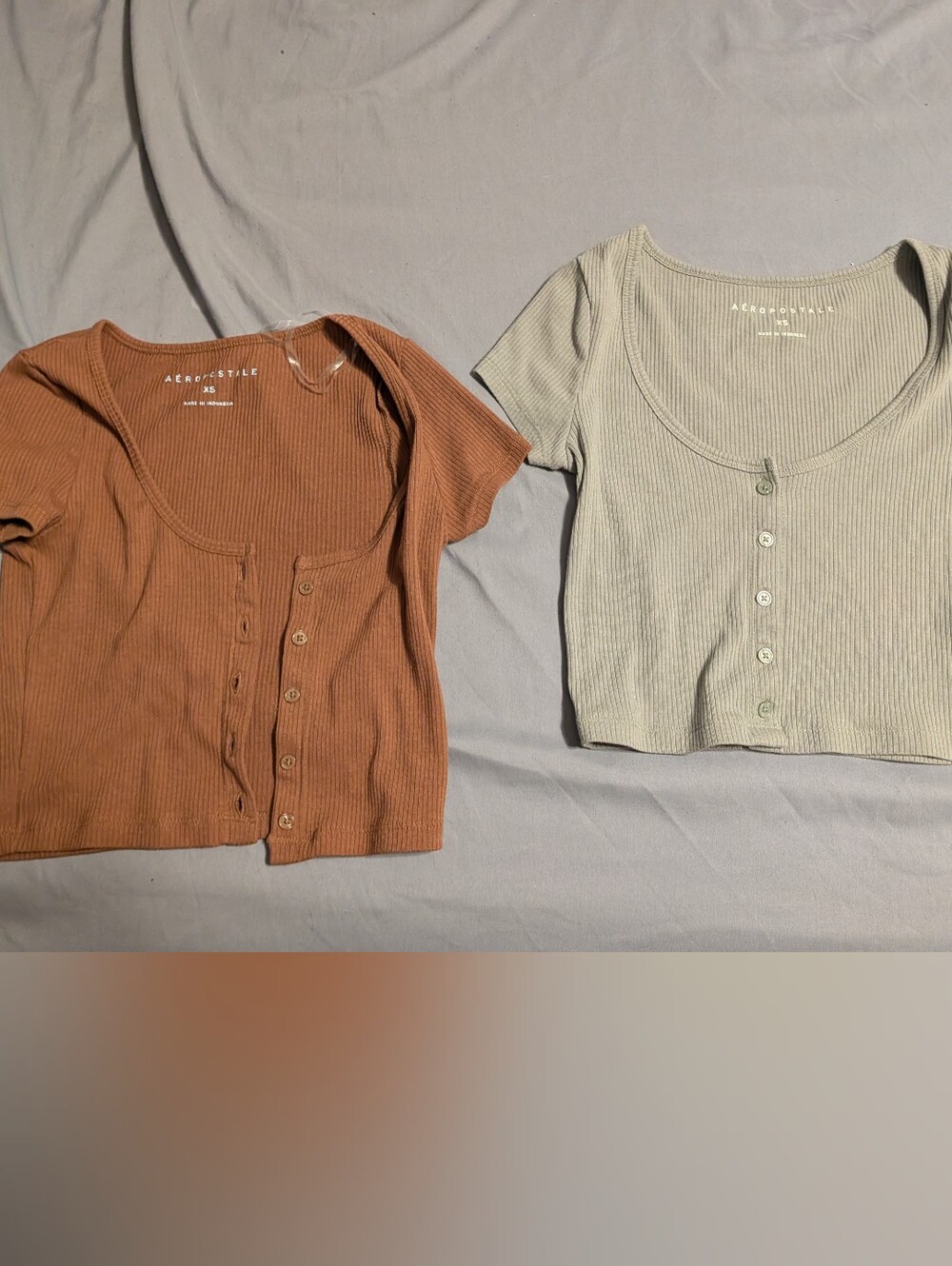 AEROPOSTALE Short-Sleeve Button Crop Top Duo - Brown And Sage